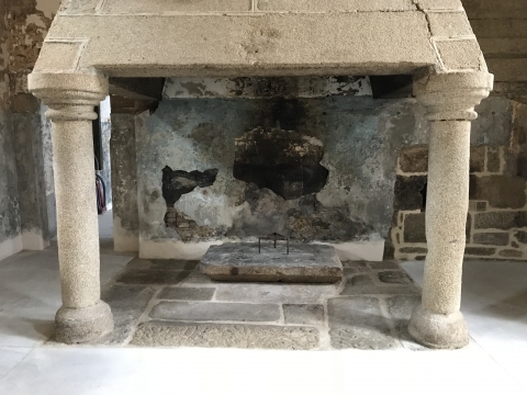 Finalizan las obras de ejecución de la cubierta de la cocina del Monasterio de Santa Catalina de Montefaro (Ares)